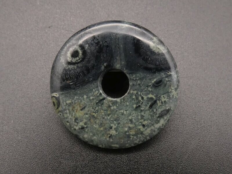 Kambaba Donut, Durchmesser 3 cm Kambaba Donut, Durchmesser 3 cm