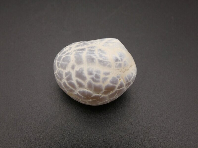Schlangenhaut Achat, 2,9x2,4x2,1cm, 19,5 gr. Schlangenhaut Achat, 2,9x2,4x2,1cm, 19,5 gr.