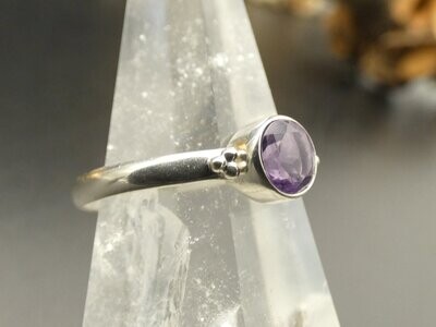 Ring Amethyst, facettiert, Größe 52/54/56/58, rund in Silber 925