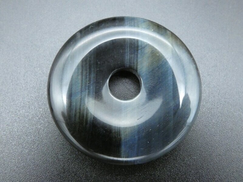 Falkenauge Donut, Durchmesser 4 cm Falkenauge Donut, Durchmesser 4 cm