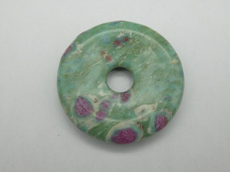 Fuchsit Donut, Durchmesser 4 cm Fuchsit Donut, Durchmesser 4 cm