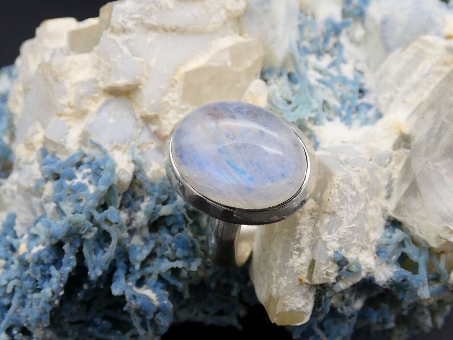 Ring Regenbogen-Mondstein, oval, Silberfassung 925, Ringgröße: 56, 57, 58, 
 59, 60, offen