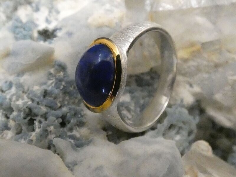 Ring Lapislazuli, bicolor, Silber 925 und vergoldet 5µ, Gr. 53 Ring Lapislazuli, bicolor, Silber 925 und vergoldet 5µ, Gr. 53