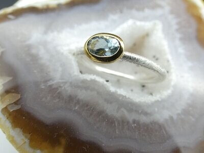 Ring Aquamarin, facettiert, oval, Silber 925, bicolor, vergoldet 5µ, Größe 51