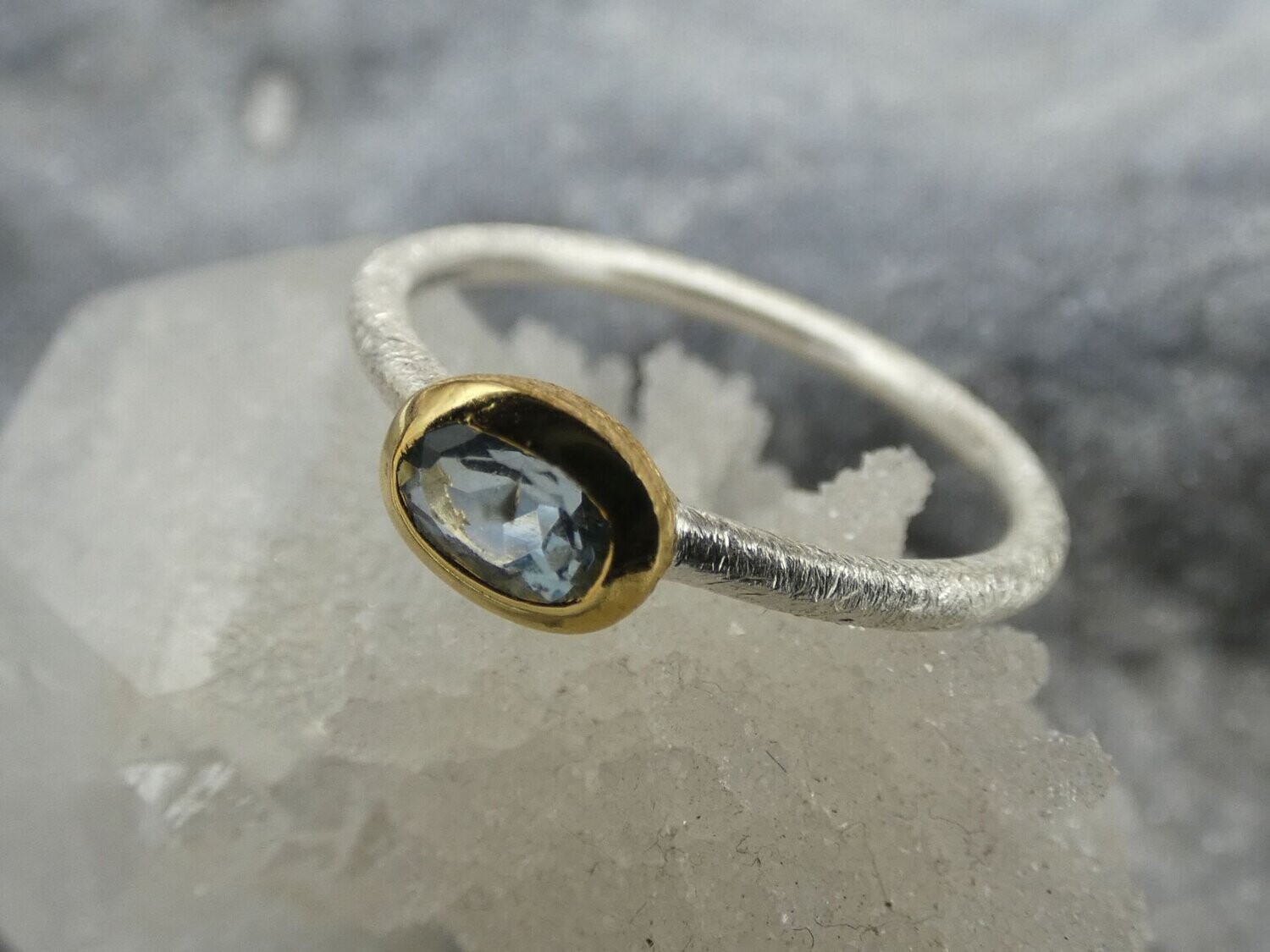Ring Aquamarin, facettiert, oval, Silber 925, bicolor, vergoldet 5µ, Größe 54