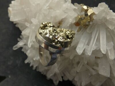 Ring Pyrit, rund, Silberfassung 925 - Größe 54,5 Ring Pyrit, rund, Silberfassung 925 - Größe 54,5