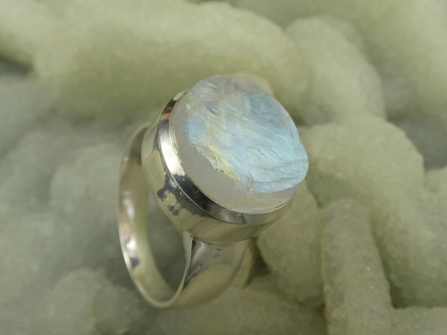 Ring Regenbogen-Mondstein, roh, rund, Silber 925, Ringgröße: 59,5