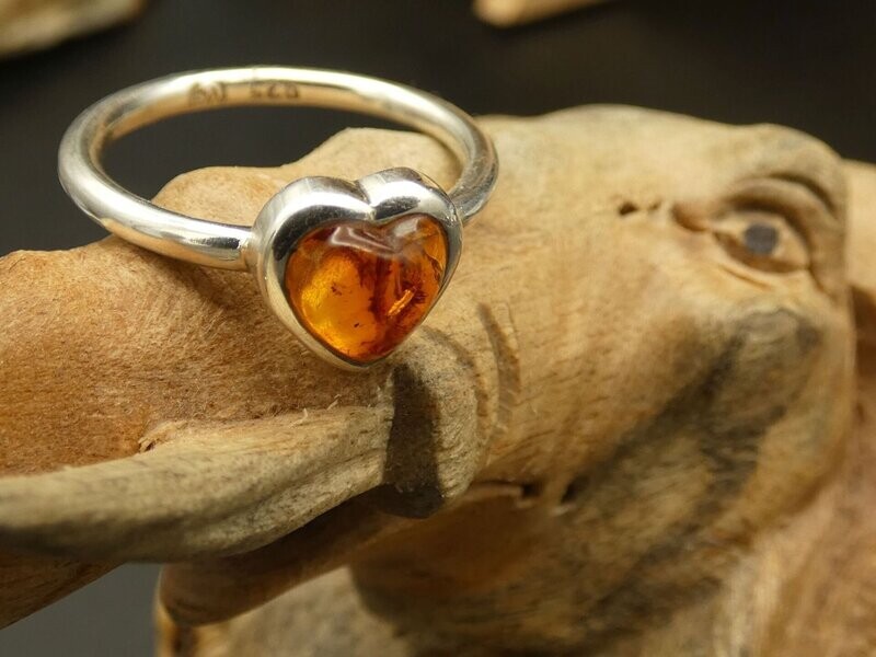Ring Bernstein, Herzform, Silber 925, Größe: 57 Ring Bernstein, Herzform, Silber 925, Größe: 57