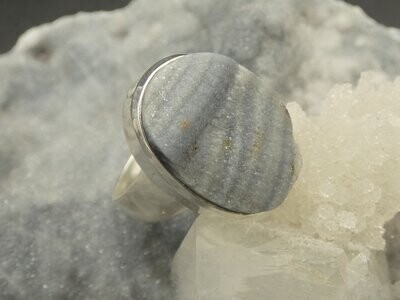 Chalcedon Rosette roh als Ring, oval, Silber 925, Größe 56,5 Chalcedon Rosette roh als Ring, oval, Silber 925, Größe 56,5