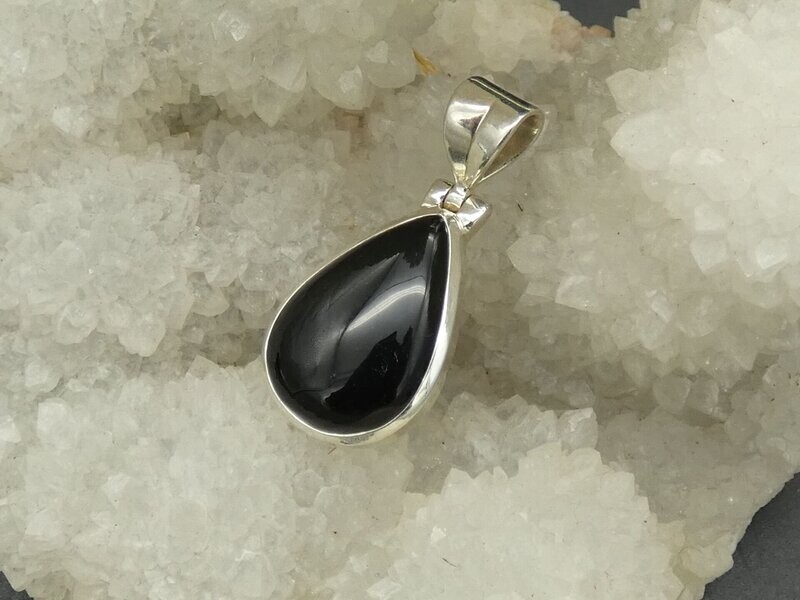 Anhänger Black Onyx, Silberfassung 925, Tropfenform, Versand in D kolo! Anhänger Black Onyx, Silberfassung 925, Tropfenform, Versand in D kolo!