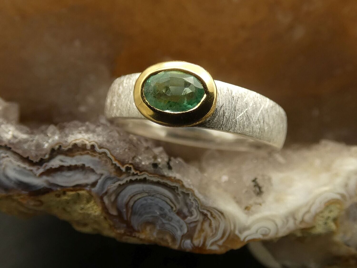 Ring Smaragd, oval, facettiert,  bicolor, Silber 925, teilvergoldet 5µ, Größe 53