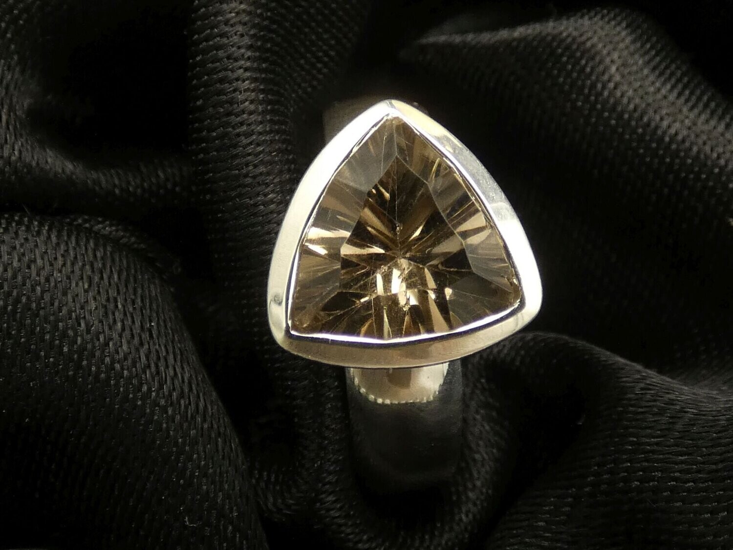 Ring Rauchquarz, facettiert, Triangle, Silber 925, Gr. 54