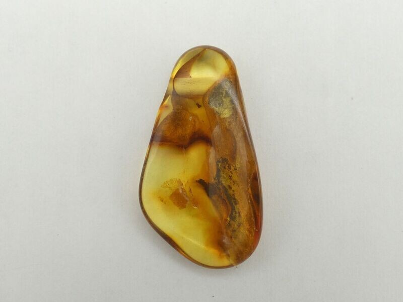 Anhänger, Handschmeichler, Bernstein, Freiform, 4,0x2,2x0,8cm Anhänger, Handschmeichler, Bernstein, Freiform, 4,0x2,2x0,8cm