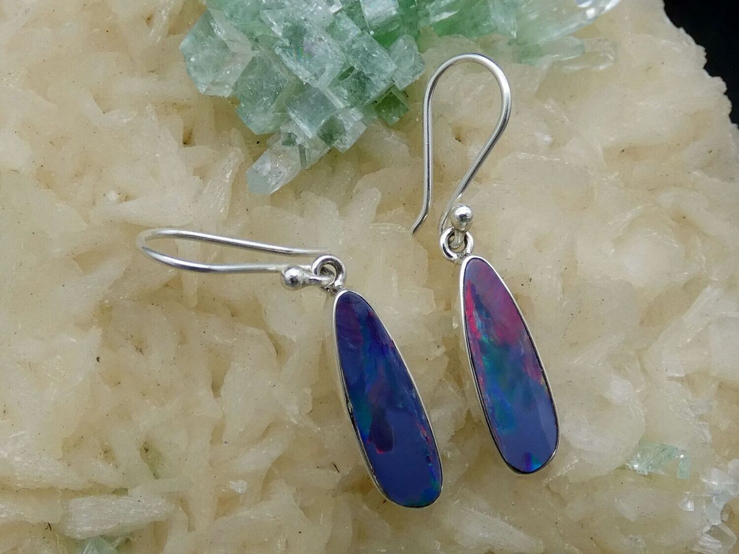 Ohrhänger Opal, aufdublettiert in Silberfassung 925, Länge ca. 2,0 cm