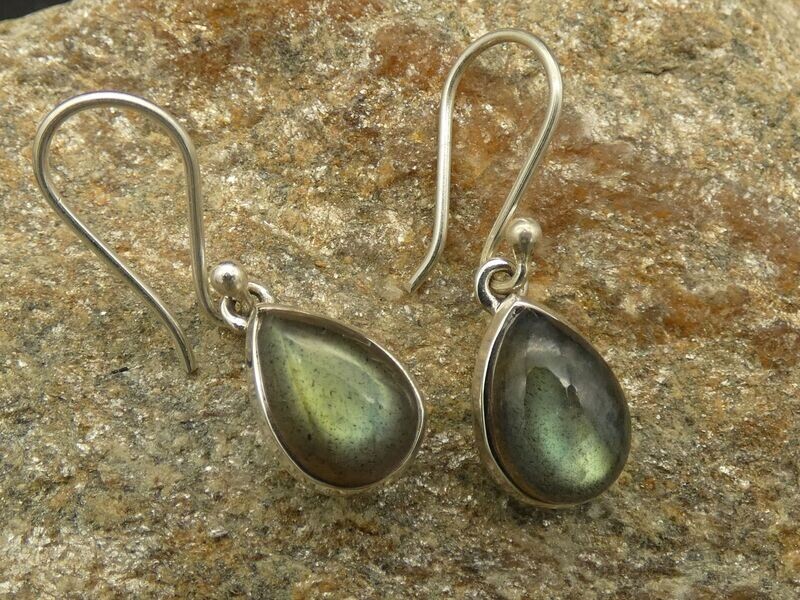 Ohrhänger Labradorit, Tropfenform, Silber 925 Ohrhänger Labradorit, Tropfenform, Silber 925