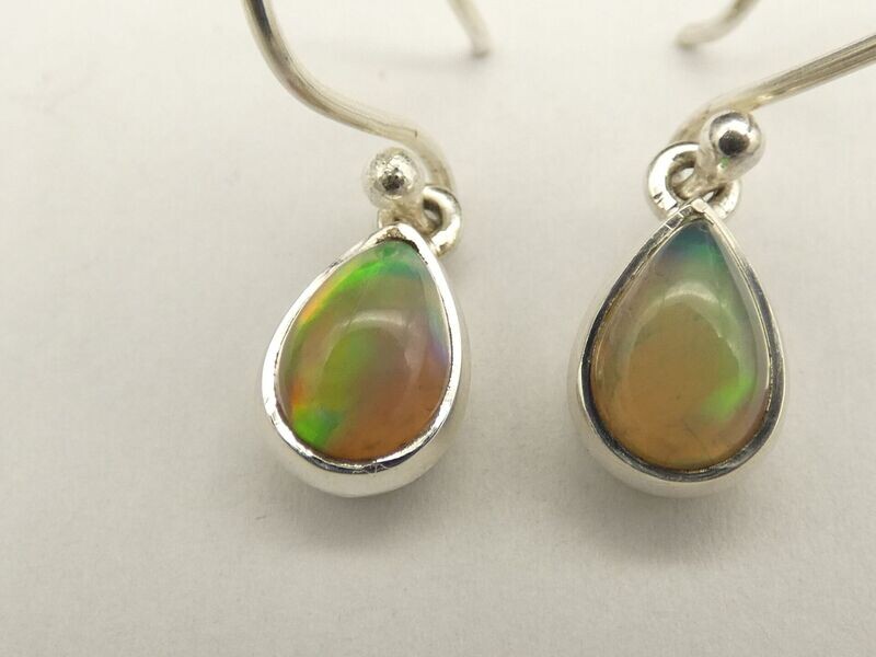 Ohrhänger Opal, Tropfenform, Silberfassung 925 Ohrhänger Opal, Tropfenform, Silberfassung 925