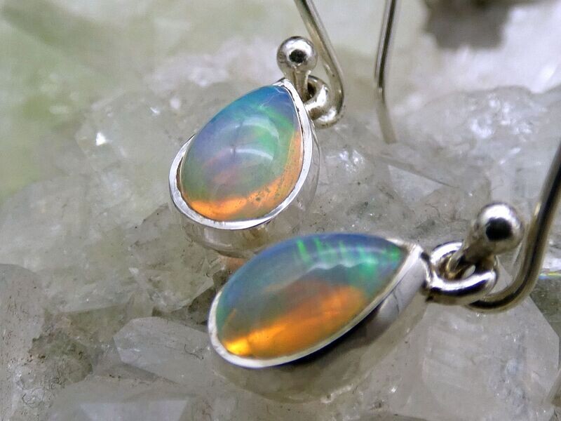 Ohrhänger Opal, Tropfenform, Silberfassung 925 Ohrhänger Opal, Tropfenform, Silberfassung 925