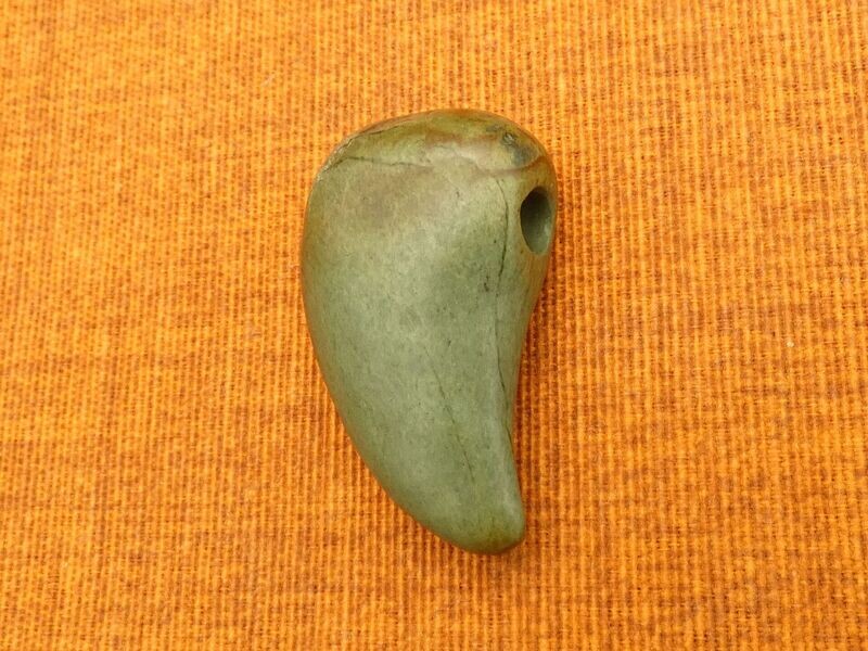 Bodensee Kiesel, Anhänger, Bodensee Kiesel, Anhänger, "Zahn", grün