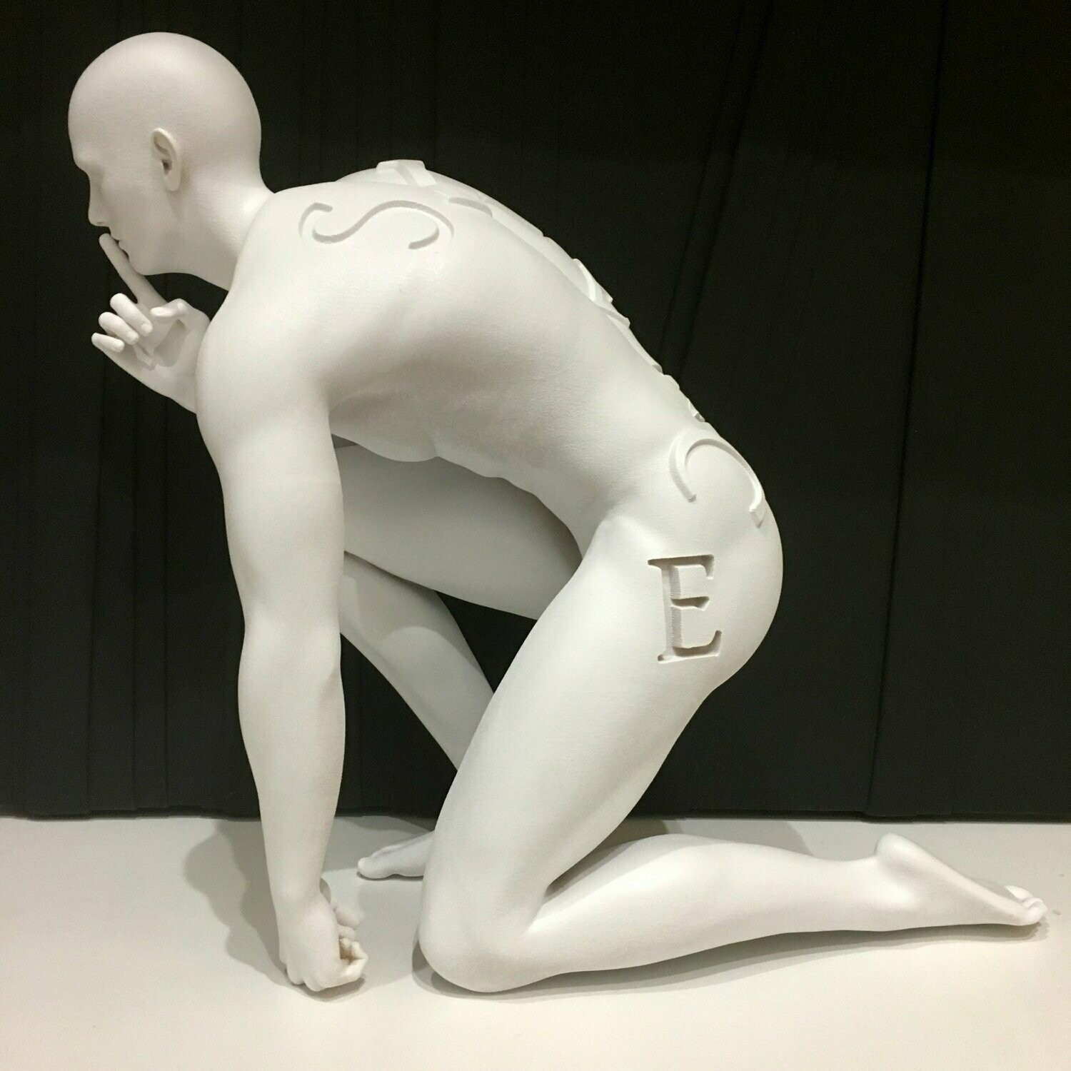 Andrea Giorgi -  scultura "Silence" bianca