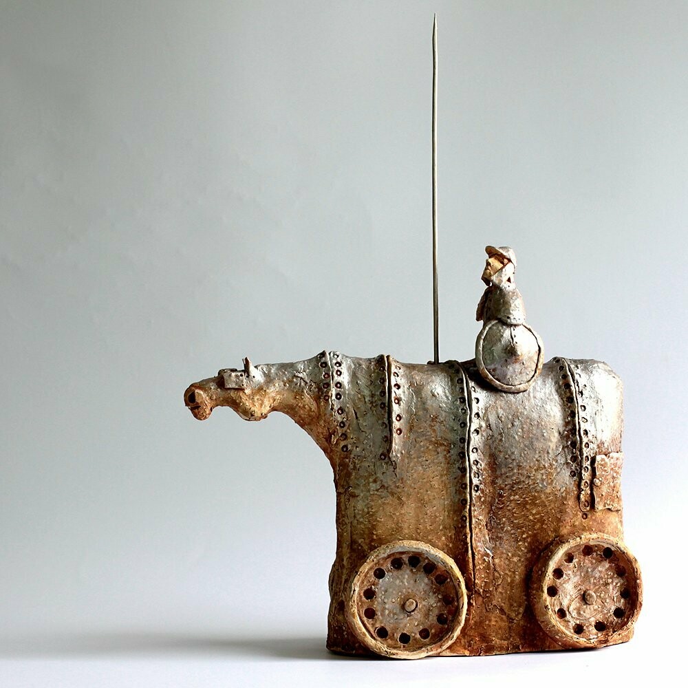 Scultura in ceramica Cavaliere