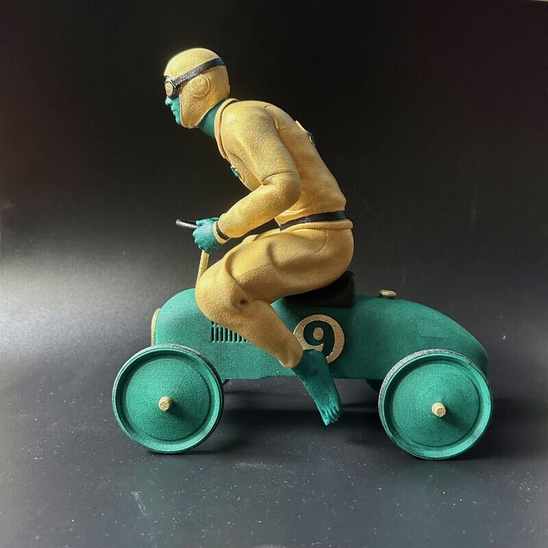 Andrea Giorgi  - scultura FAST & FURIOS verde oro