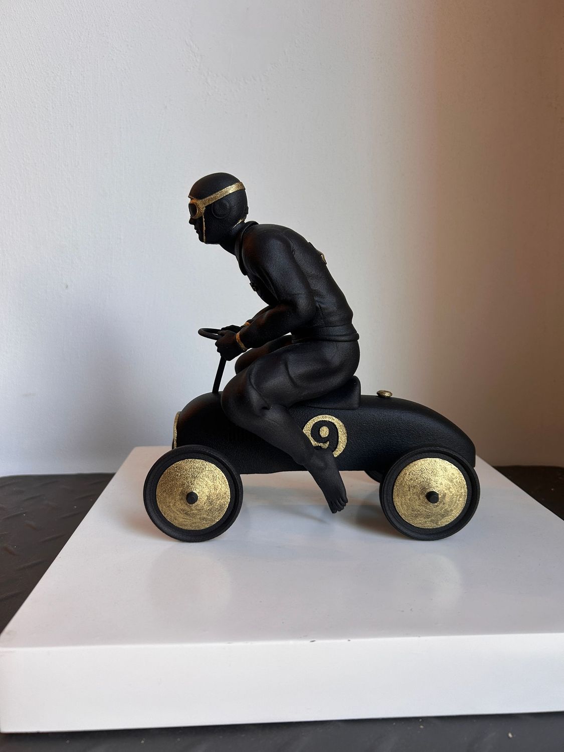 Andrea Giorgi - scultura FAST & FURIOS Andrea Giorgi - scultura FAST & FURIOS