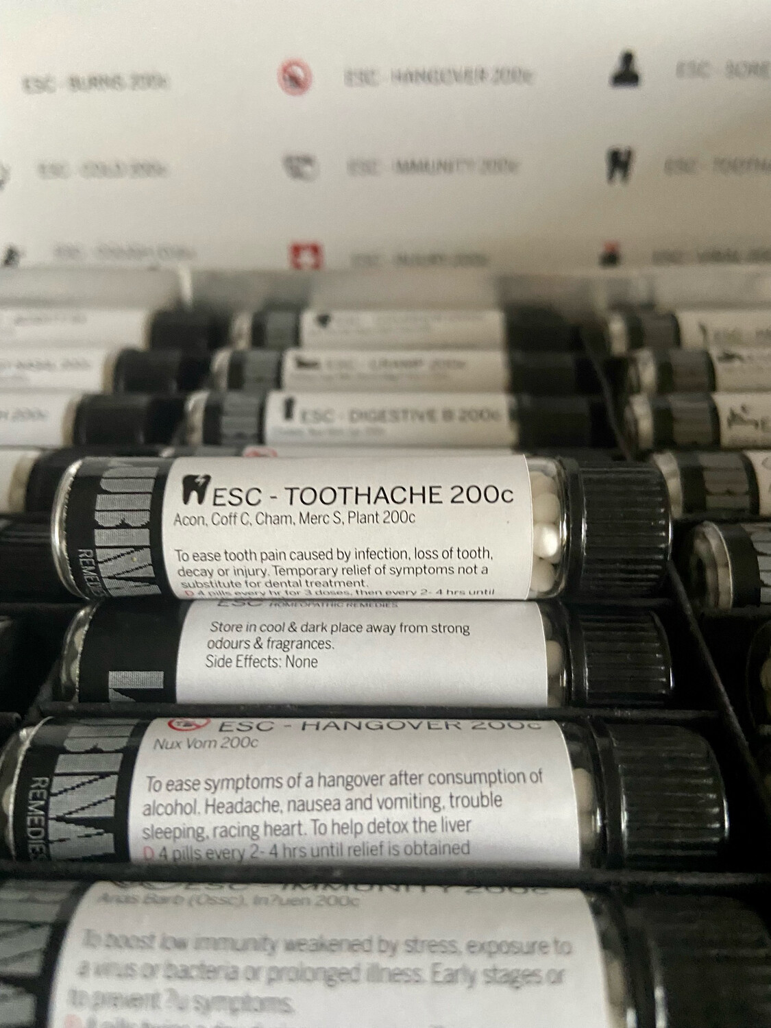 ESC - TOOTHACHE 200c