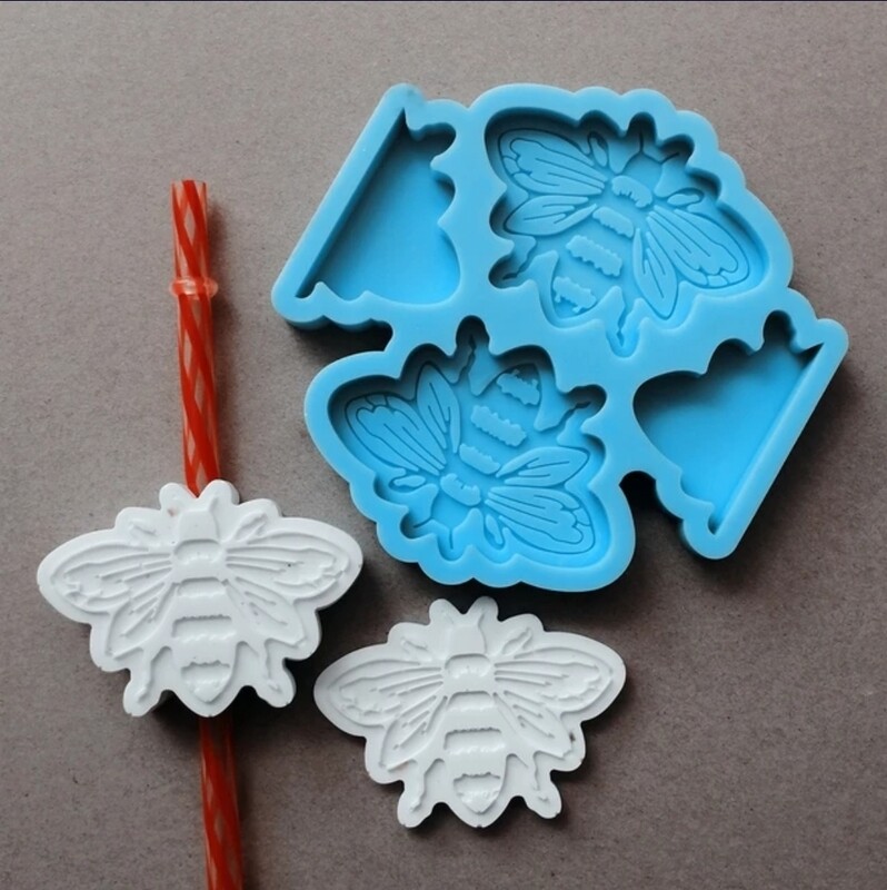 Bee straw topper