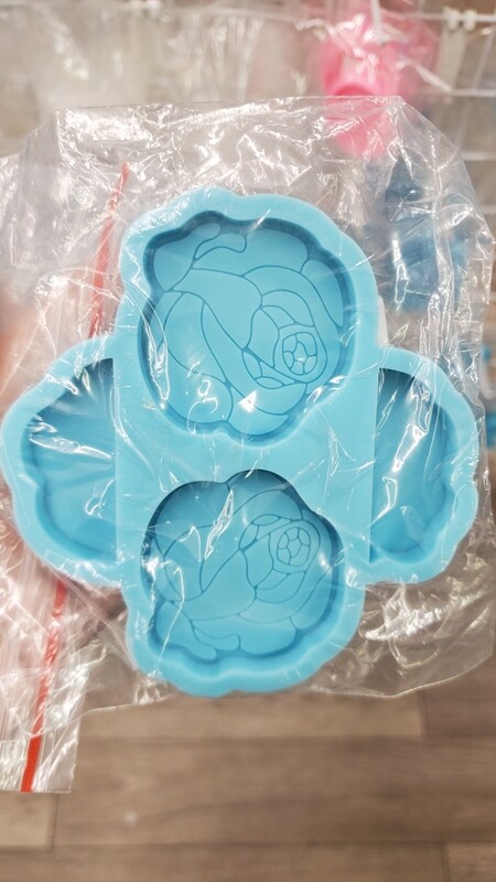 Rose topper