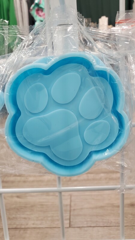 Paw ashtray