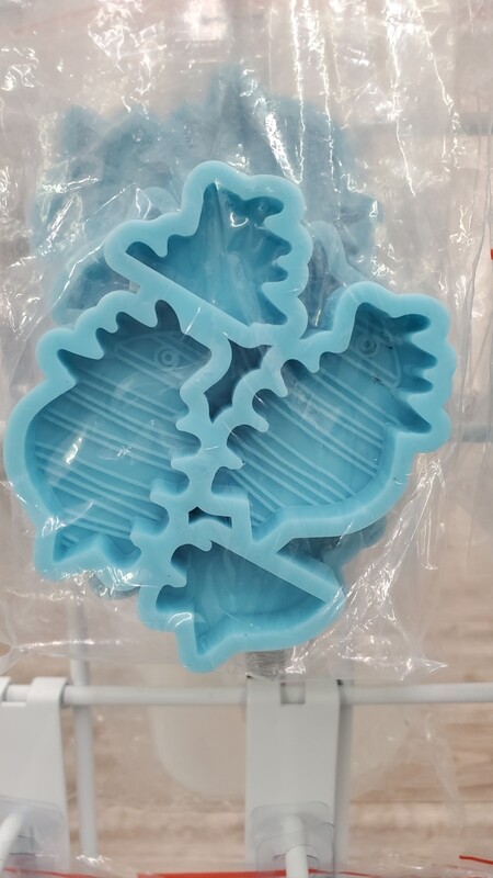 Dino topper