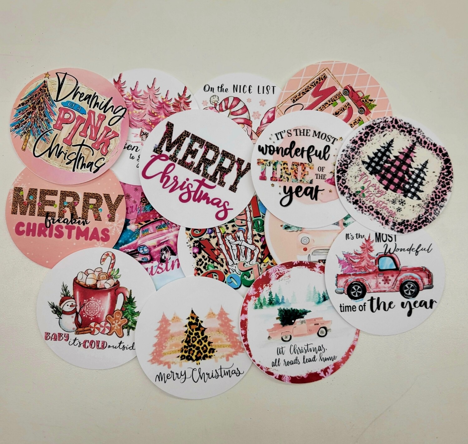 Dreaming of a pink Christmas cardstock