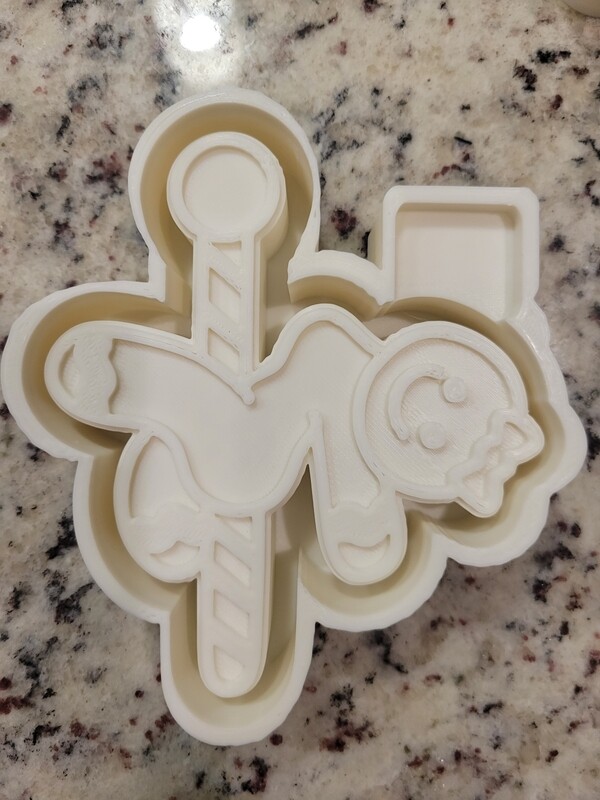 Fun Gingerbread freshie mold