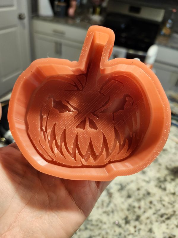 Spooky pumpkin freshie mold