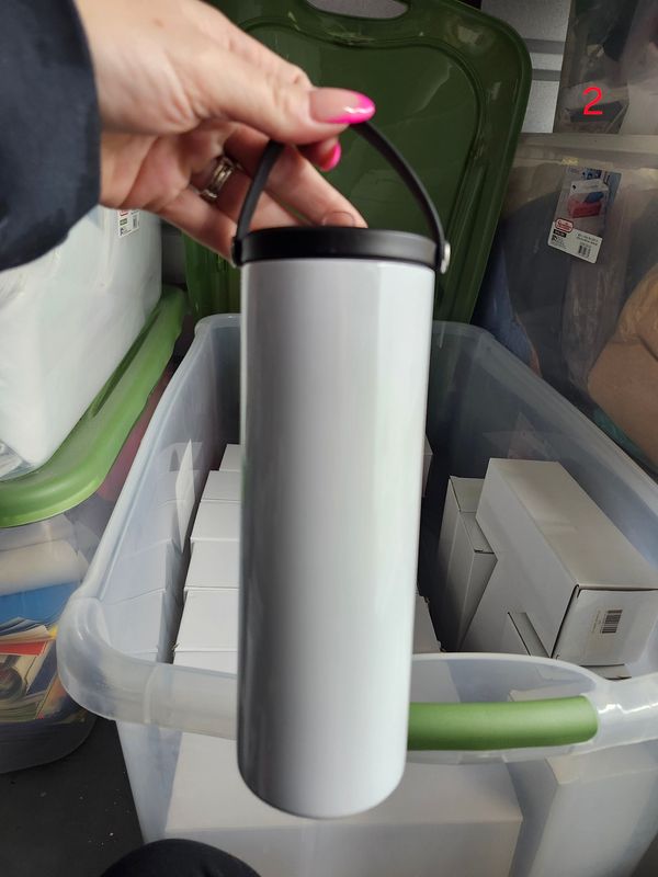 Lot of tumblers