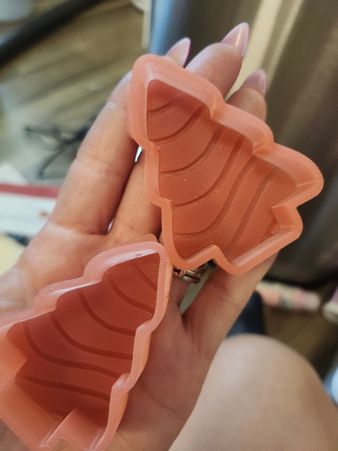Christmas cake vent mold