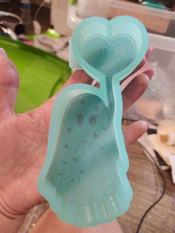 Cute valentine ghost