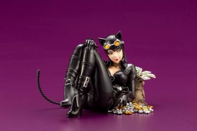 Kotobukiya DC Comics Catwoman Returns Bishoujo Statue