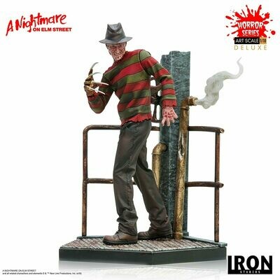 Iron Studios Freddy Krueger Deluxe Art Scale 1/10 - A Nightmare on Elm Street