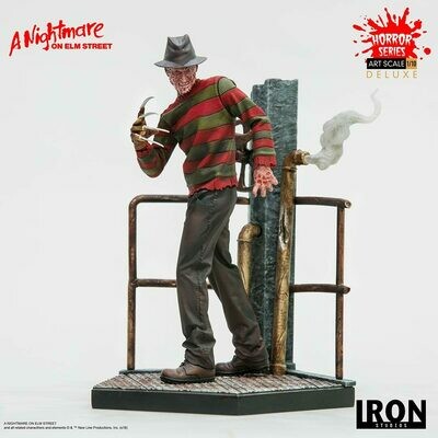 Iron Studios Freddy Krueger Deluxe Art Scale 1/10 - A Nightmare on Elm Street