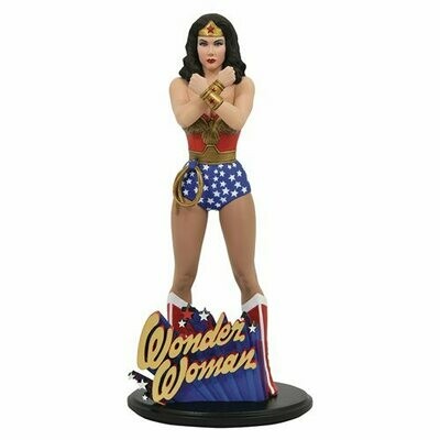 Diamond Select DC Gallery Wonder Woman TV Lynda Carter Statue