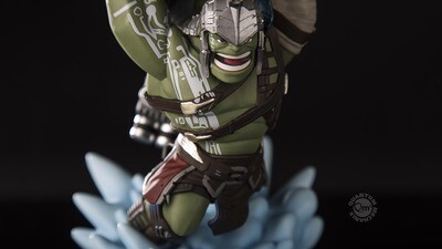 QMx Hulk Q-Fig MAX Diorama