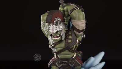 QMx Hulk Q-Fig MAX Diorama