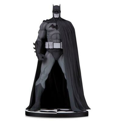 PRE-ORDER Diamond Select Batman Black &amp; White Batman by Jim Lee Statue
