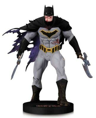 PRE-ORDER Diamond Select DC Designer Series: Batman By Greg Capullo Mini Statue
