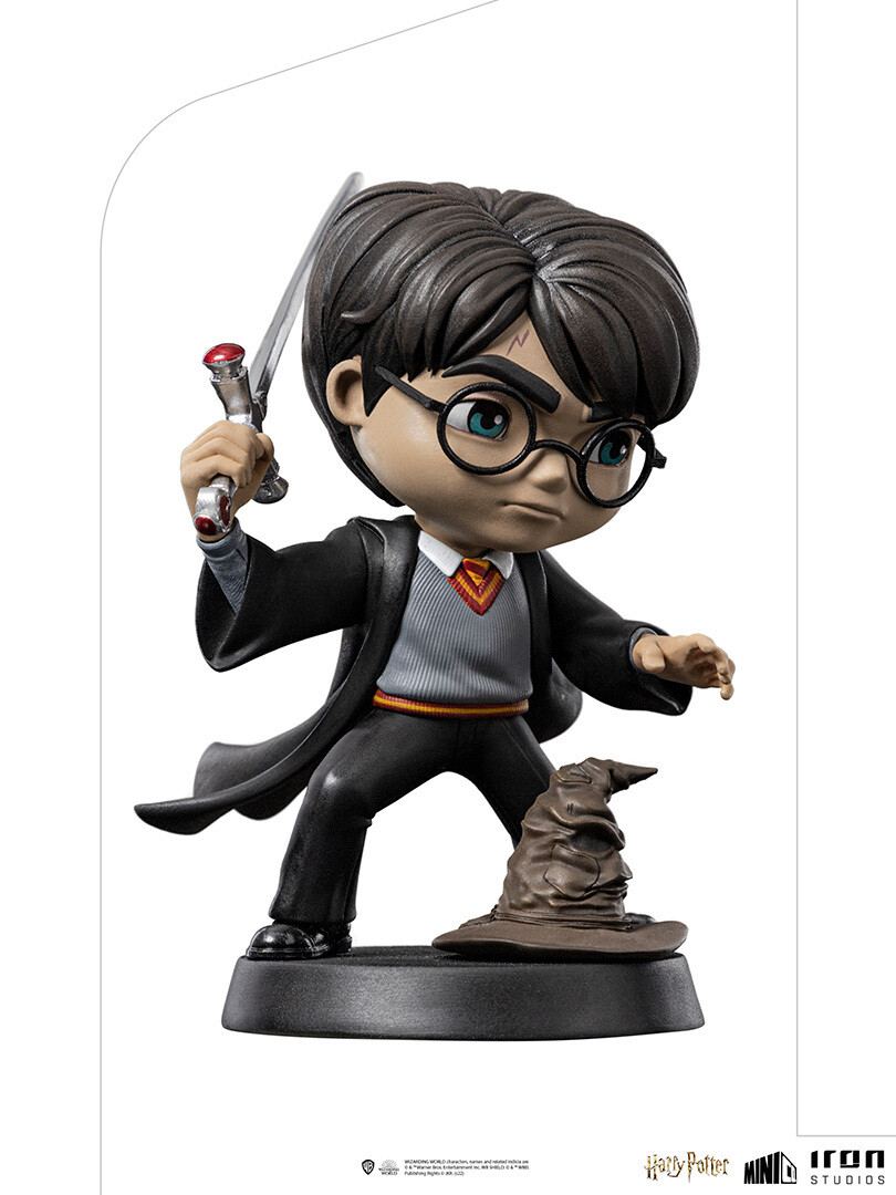PRE-ORDER Iron Studios Harry Potter with Sword of Gryffindor Mini Co.