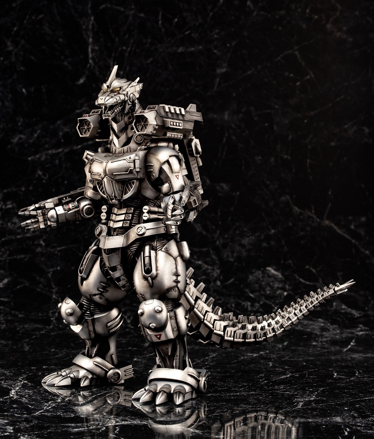 PRE-ORDER Good Smile MechaGodzilla Kiryu Heavy Armor