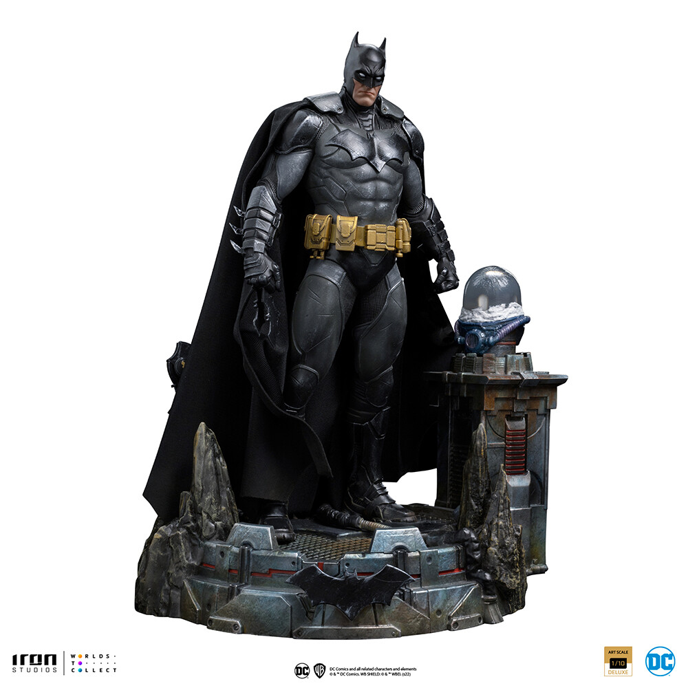 PRE-ORDER Iron Studios Batman Unleashed Deluxe - DC Comics - Art Scale 1/10