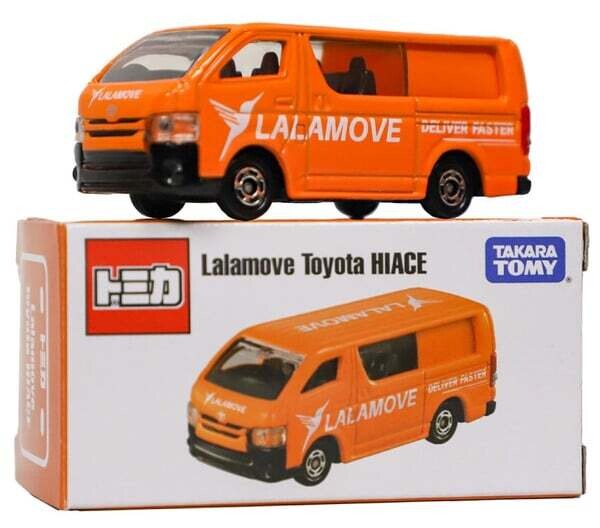 PRE-ORDER Takara Tomy Tomica Asia Original Lalamove Toyota HIACE