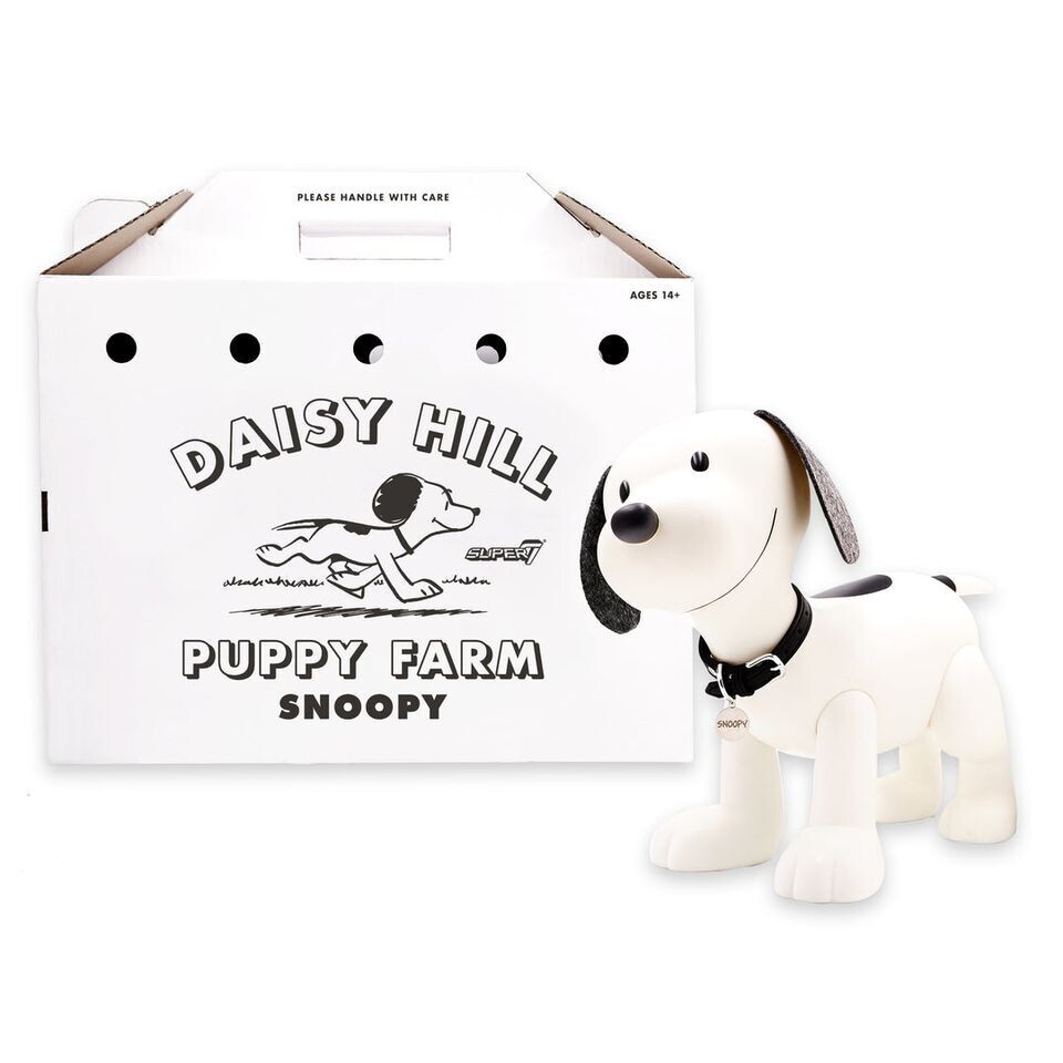 PRE-ORDER Super7 Peanuts Supersize- Snoopy (Charcoal) 12&quot;